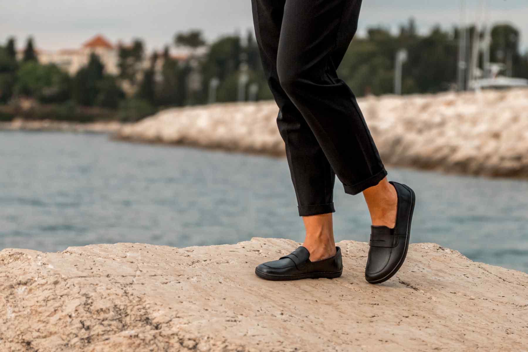 Be Lenka Buena All black (obrázek 4)