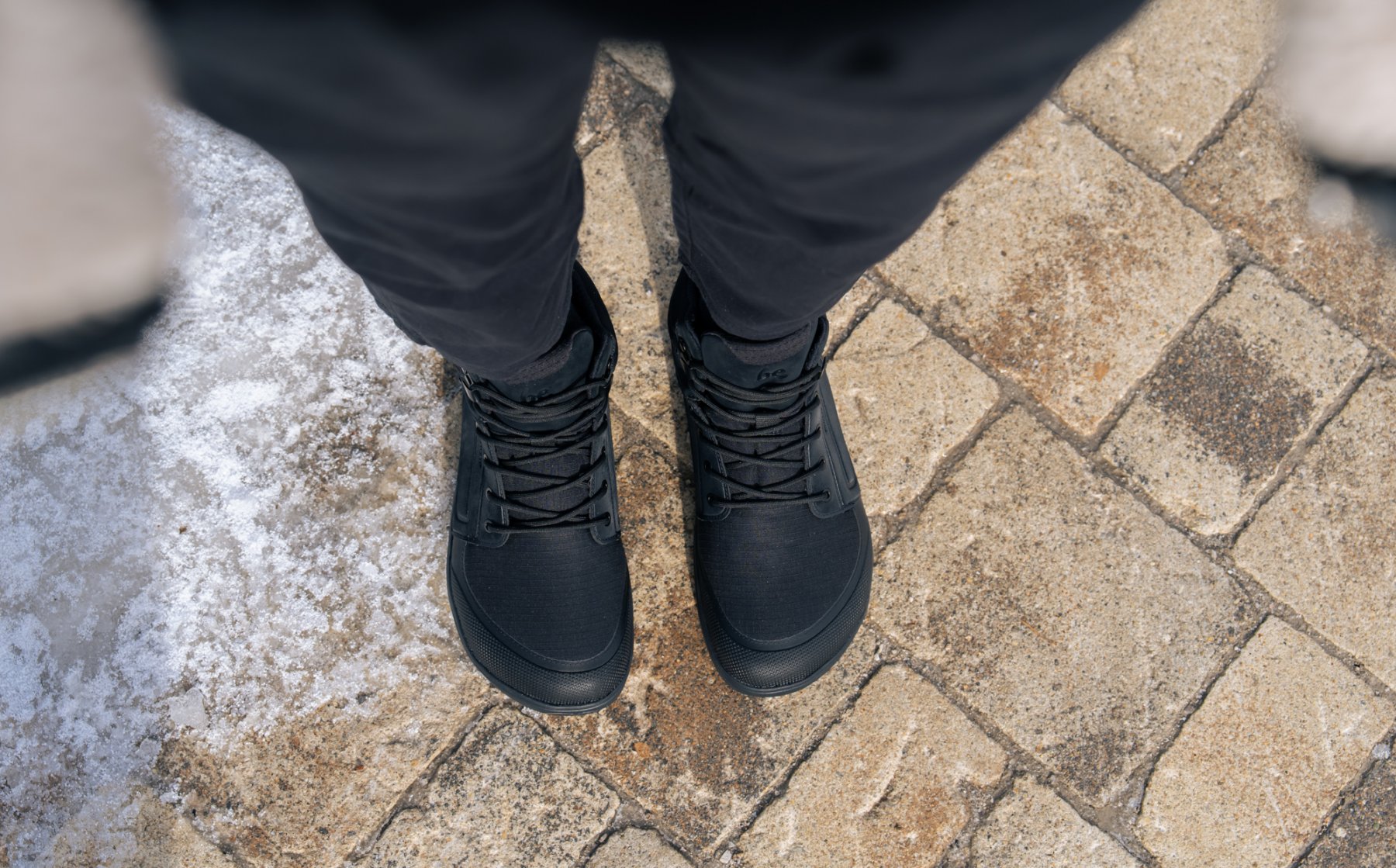 Be Lenka ArcticEdge All Black (obrázek 4)