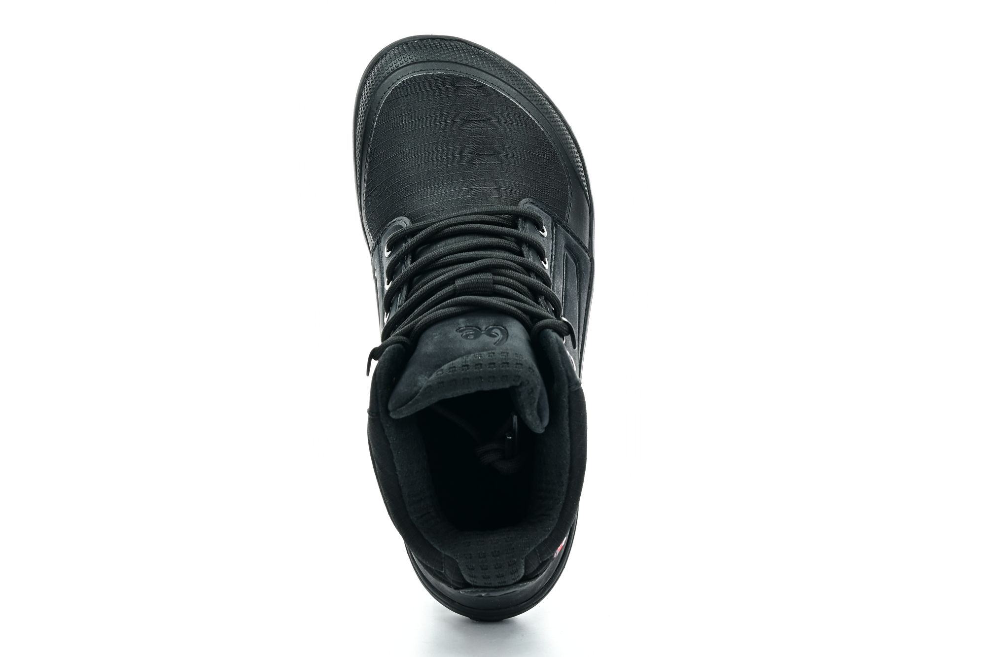 Be Lenka ArcticEdge All Black (obrázek 8)