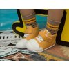 mono yellow