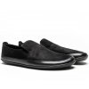 čierne slip on