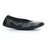 elegantný barefoot baleríny