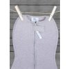 Zavinovačka Sleepee First Step Swaddle s čiapočkou zdarma - Tmavo šedá