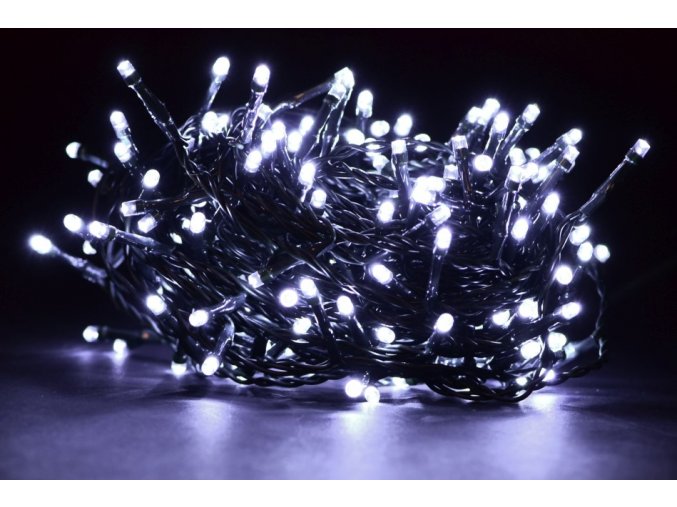 Svetelna retaz 1000 LED studena biela