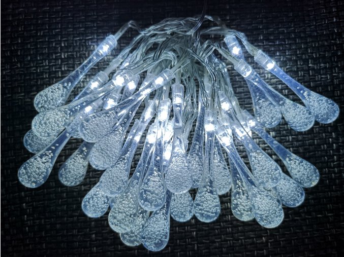 Kvapky 30 LED , studena biela , IP44