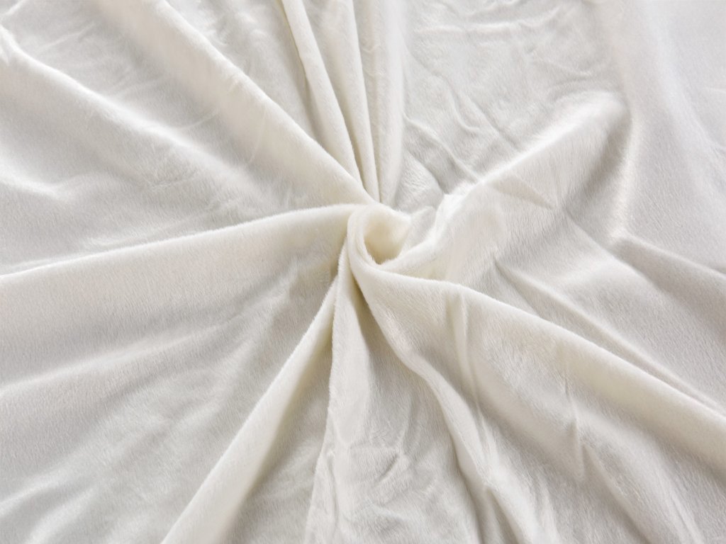 Měkké mikroplyšové prostěradlo NOLVIA 180x200 cm v krémové barvě