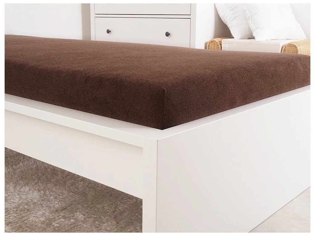 Tmavě hnědé froté prostěradlo EXCLUSIVE 70x140 cm – měkké a pohodlné pro dětskou postýlku