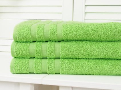Brisača LINEA 50x100 cm zelena, 100% bombaž z elegantno borduro