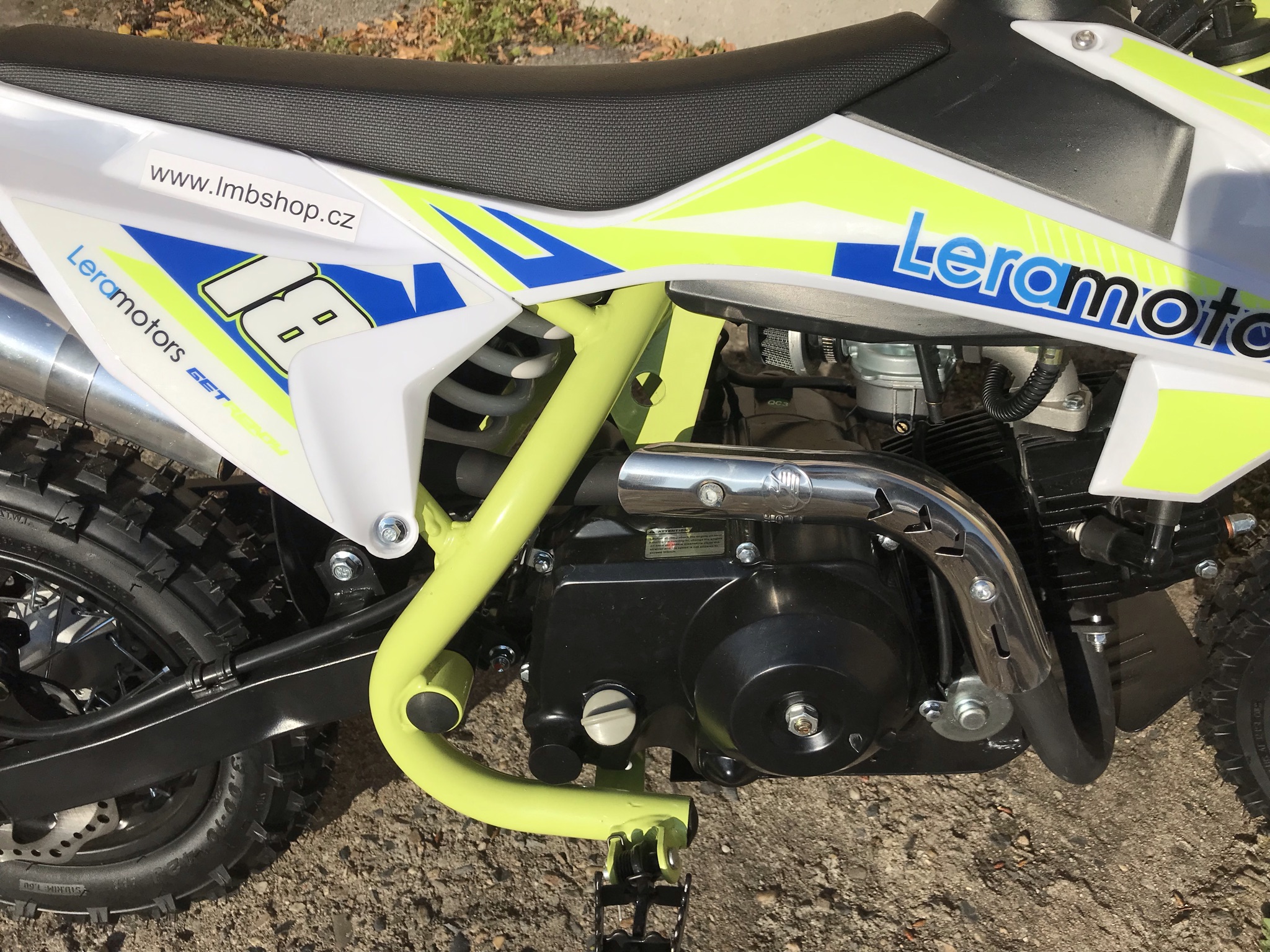 Dětská benzínová motorka Pitbike Leramotors Spirit 90 12/10 Automat Žlutá