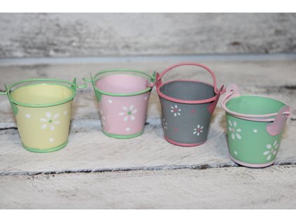 Malý kovový kyblík – univerzální dekorace