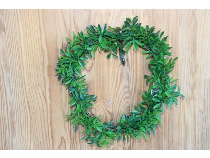 Proutěný věnec s lístky