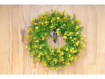 Věnce s drobnými kvítky