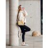 Pruhovaná crossbody kabelka na zips