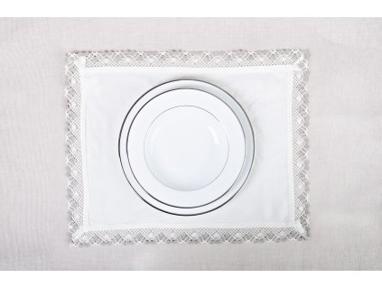 Tischsets 2er Set  - Gewaschenes weißes Leinen mit Spitze um den Umfang