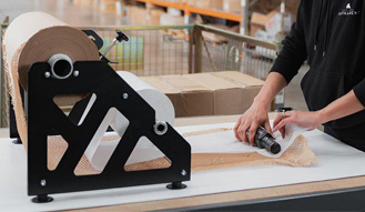 Hedvábný papír pro balení zboží: funkční řešení pro e-shopy