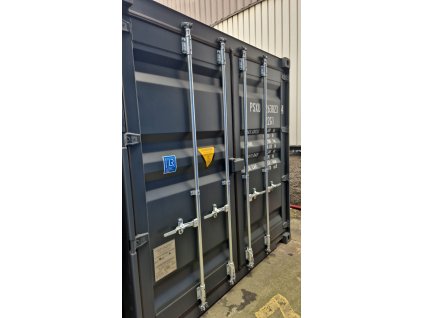 Lodní kontejner 20´(6m)  PSXU 263823-4