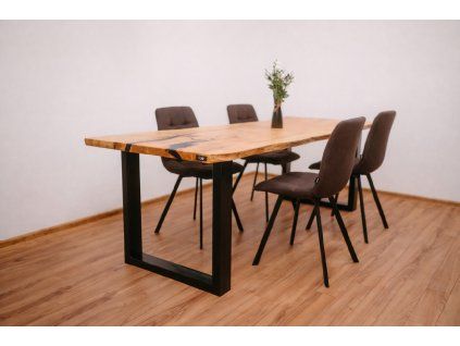 Jídelní stůl Arvion