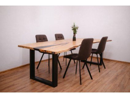 Jídelní stůl Rivaro