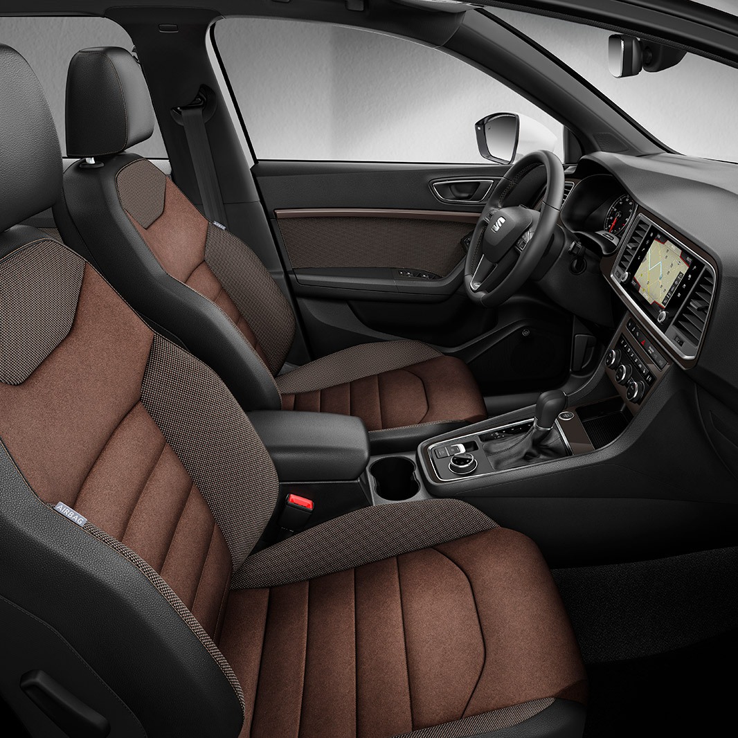 laktova_opierka_seat_ateca