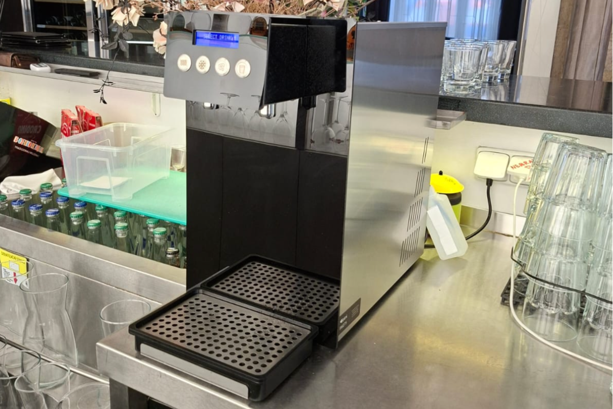 SIGNATURE WATER 60 v restauraci Mánes
