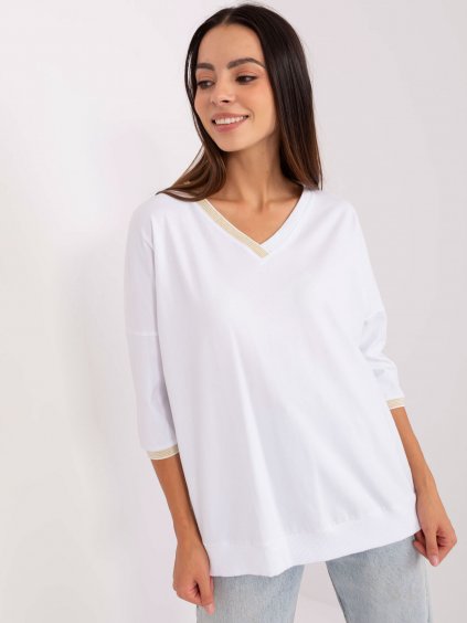 Bílá halenka s třpytivým lemem