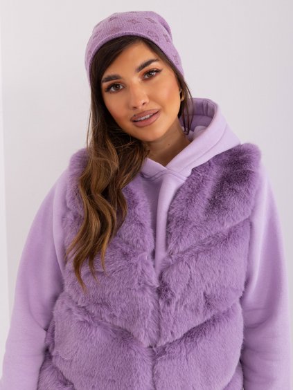 Světle fialová vzorovaná čepice