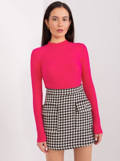 Tmavě růžové tričko se stojáčkem