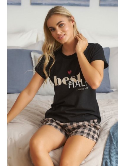 Doctor Nap černé krátké pyžamo s károvanými šortkami