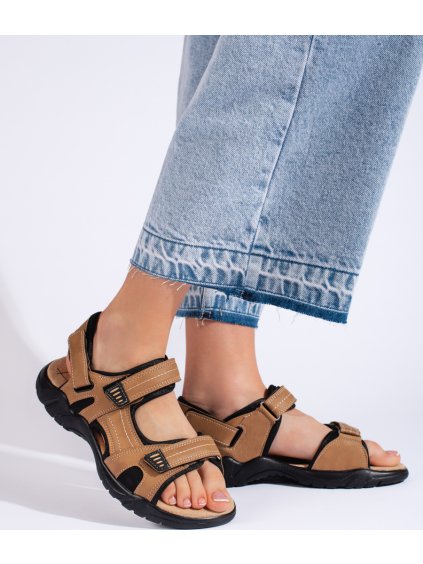 Hnědé sportovní sandály