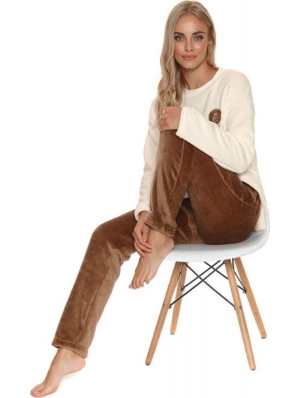 Béžovo-hnědé teplé plyšové pyžamo