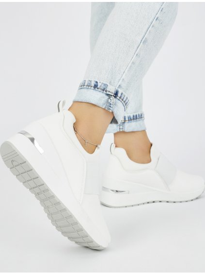 Bílé sneakersy dámské na klínku