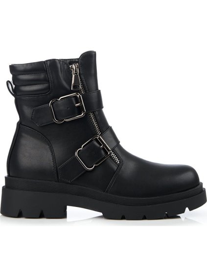 Černé workery s přezkami