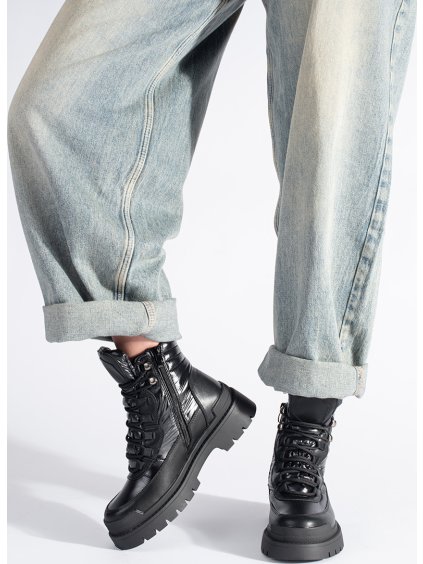 Černé dámské kotníkové boty na hrubé podrážce Sergio Leone