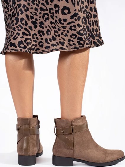 Hnědé dámské kotníkové boty, podpatek 3 cm