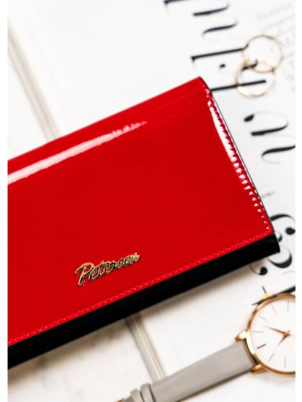 Peterson červeno-černá peněženka s lakovanou texturou Y697