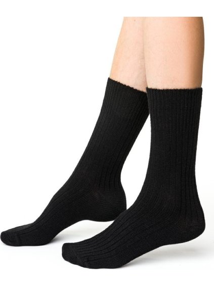 Černé vlněné ponožky Art.044