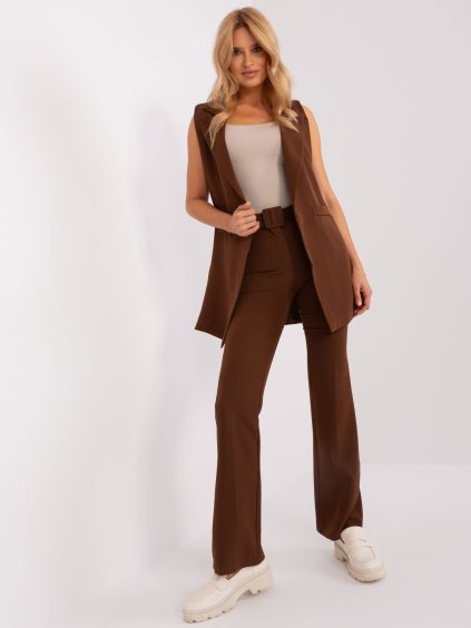 (Vel. M) Tmavě hnědý elegantní komplet kalhot a vesty