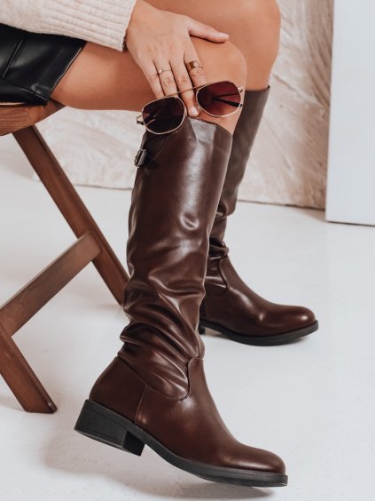 Hnědé dámské vysoké kozačky na podpatku, podpatek 4 cm (Velikost 38)