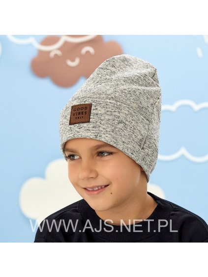AJS Chlapecká čepice s nášivkou (Barva šedá melanž, Velikost 52-54 cm)