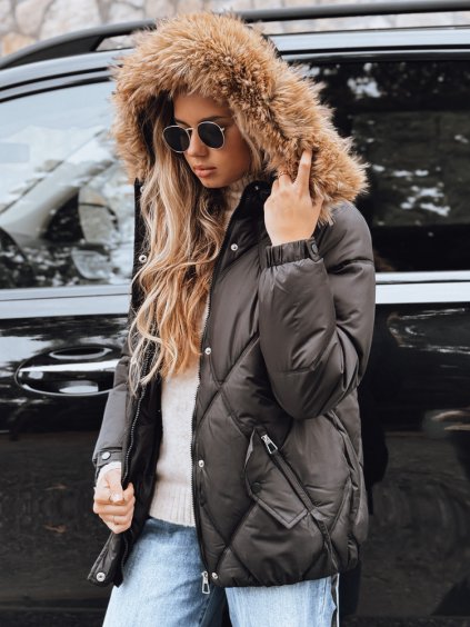 Černá dámská prošívaná bunda s kožešinovým lemem