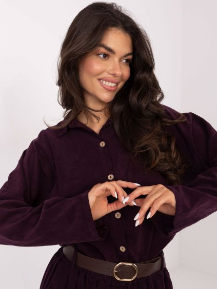Tmavě fialová dámská manšestrová košile se zapínáním na knoflíky