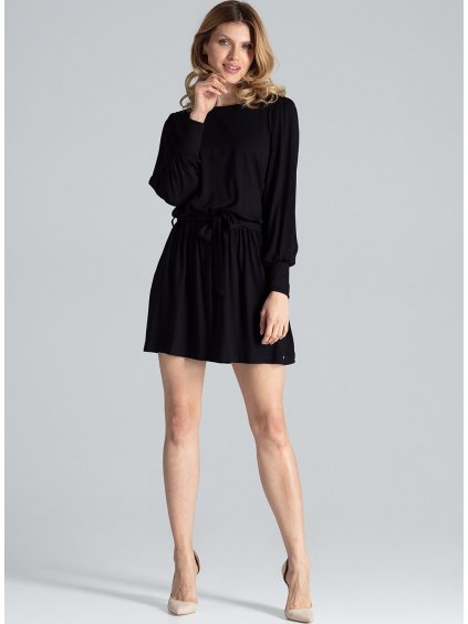 Černé šaty se skládanou sukní