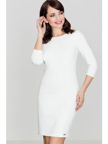 Dámské šaty ve smetanové barvě