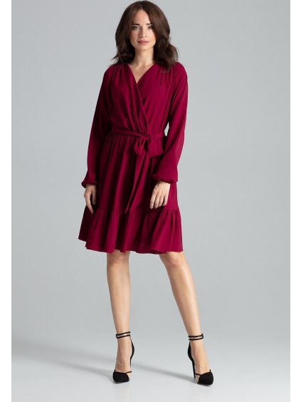 Elegantní volánové šaty