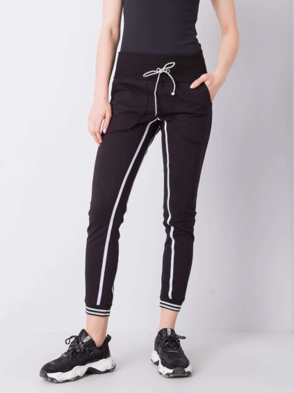 Černé dámské tepláky s bílými pruhy