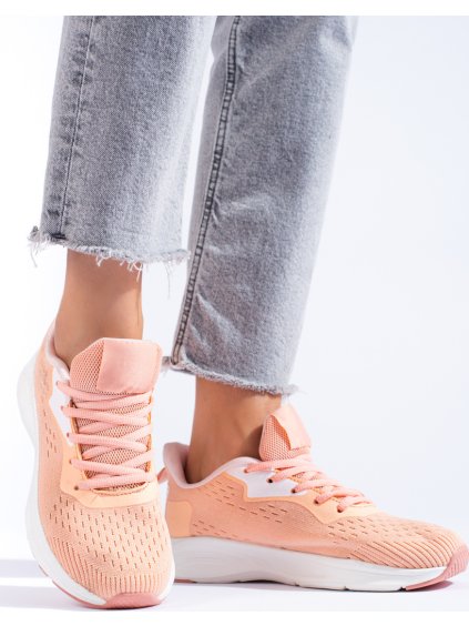 MERUŇKOVÉ VÁZANÉ SPORTOVNÍ BOTY