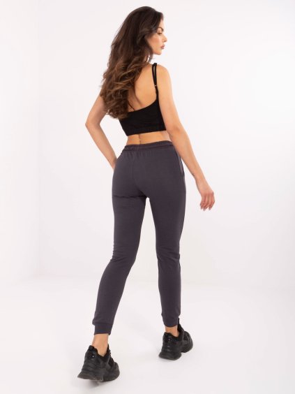 Tmavě šedé stylové tepláky