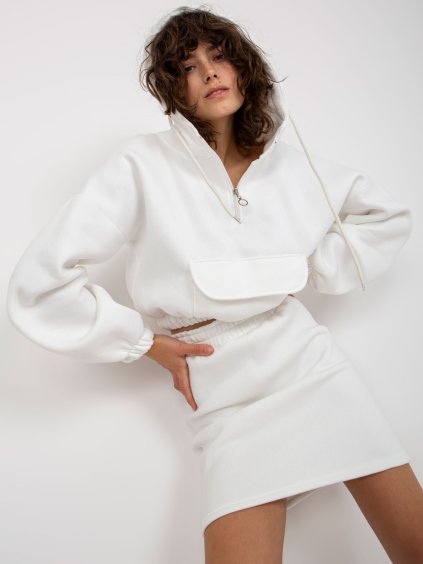 Smetanový dámský komplet mikiny a sukně