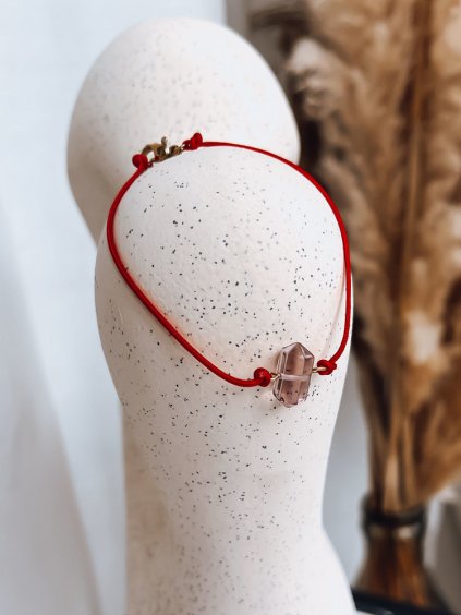 Červený náramek CRISTAL s růžovým kamínkem