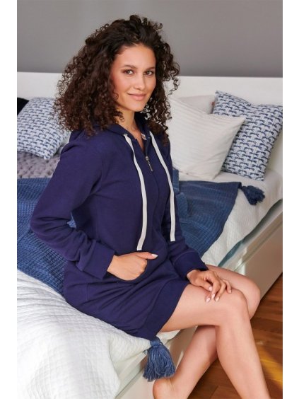 Tmavě modrý župan mikinového střihu z organické bavlny